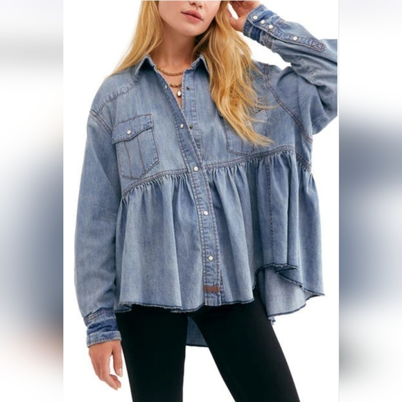 Free People Jackets & Blazers - Free People Dylan Babydoll Shacket Snap Front High Low Hem Chambrey Size Sm NWT